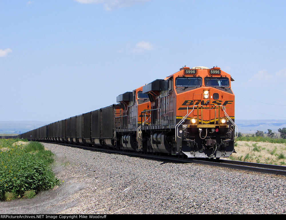 BNSF 5996